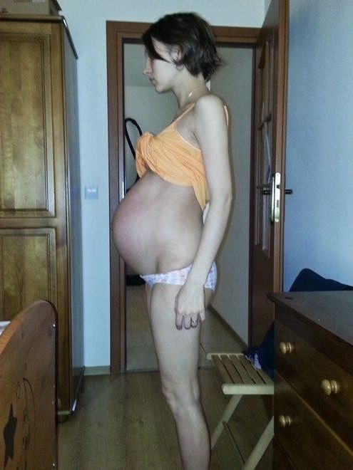 Skinny Polish Cameltoequeen Maja NAKED