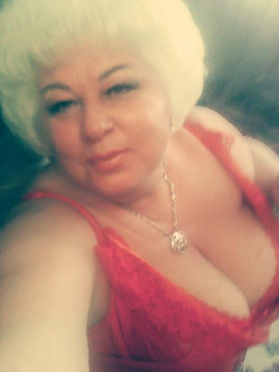 Luda Rubia madura con grandes tetas de Minsk, Bielorrusia
