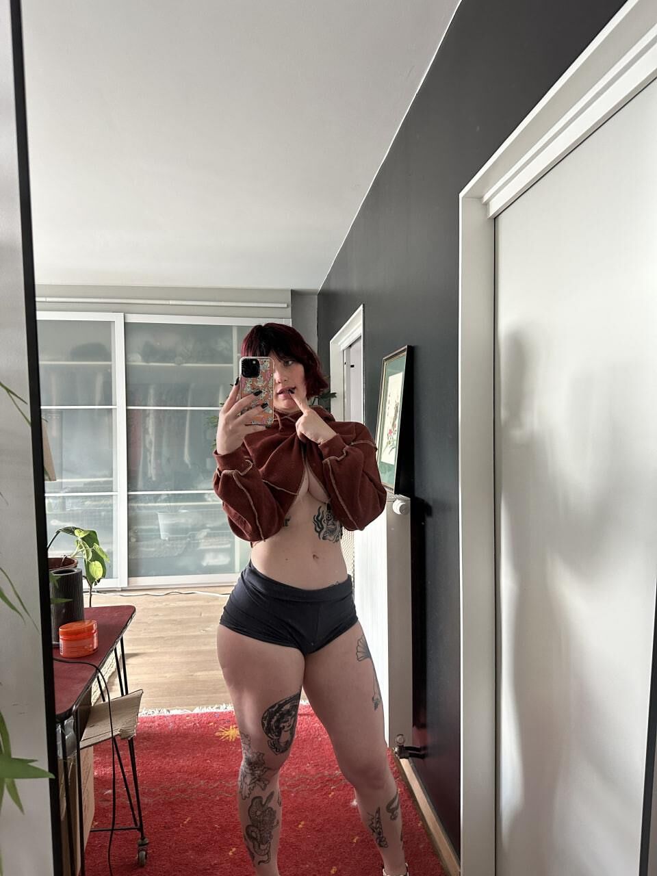 Laura tatuou grandes mamas grandes butt beauty girl photos mixados