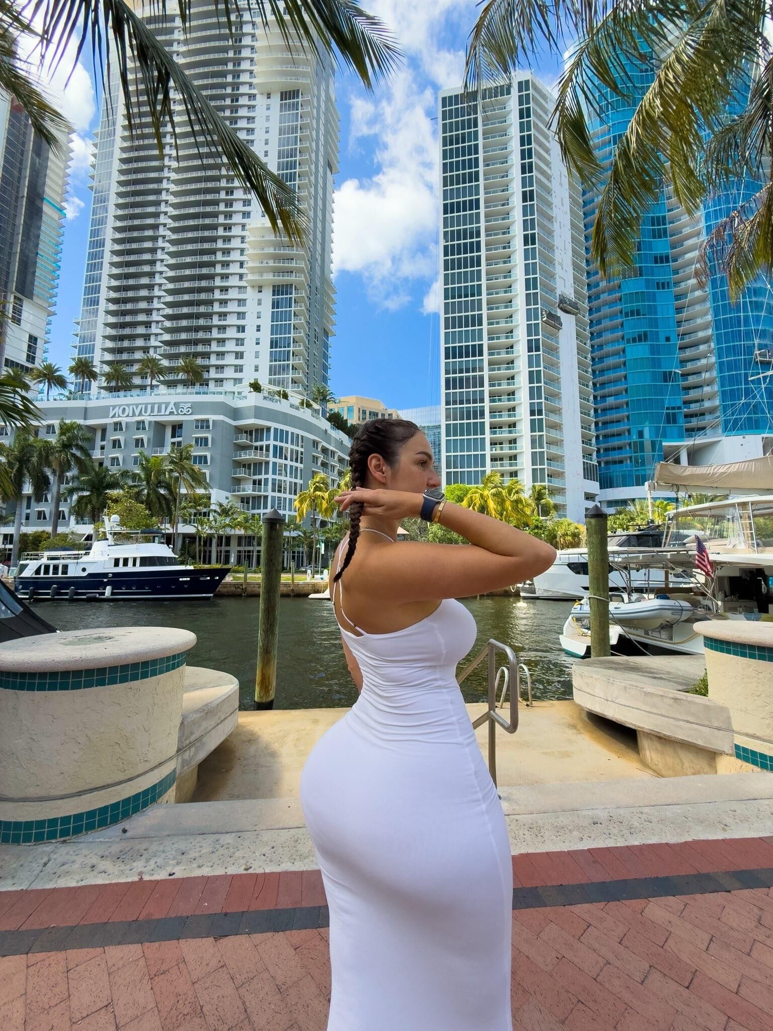 Nino Big Butt Big Tits Skinny Tik Toker Girl смешанные горячие выстрелы