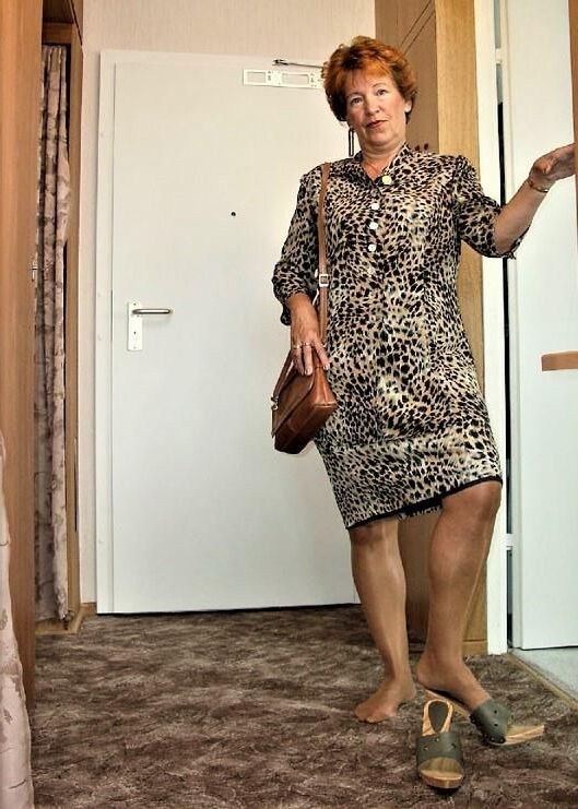 女性の権威