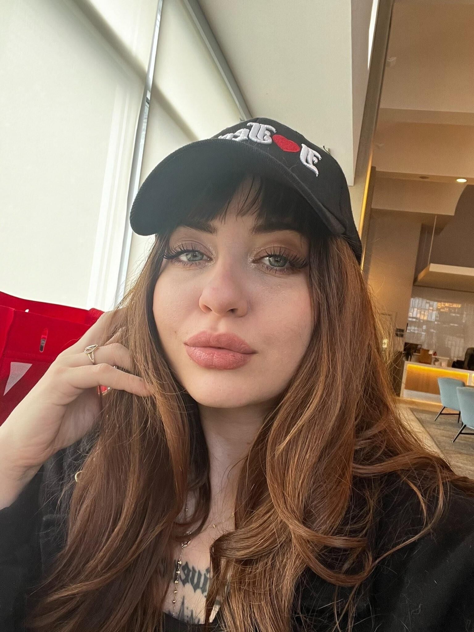 Freshie Big Butt Big Tits Tattooed Revent Anal Girl смешанная горячая S