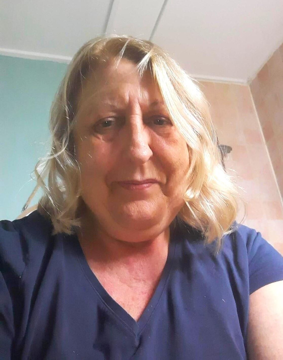 Fat Fagots esposa abuela Debbie