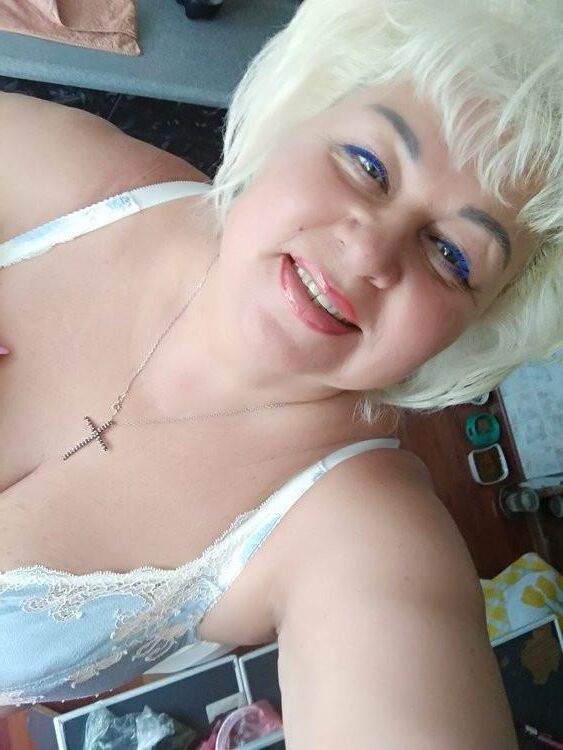 Luda Rubia madura con grandes tetas de Minsk, Bielorrusia