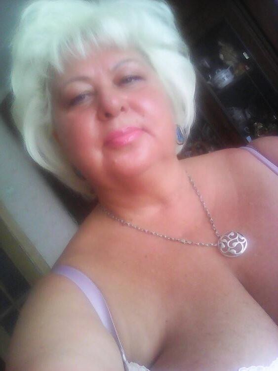 Luda Rubia madura con grandes tetas de Minsk, Bielorrusia
