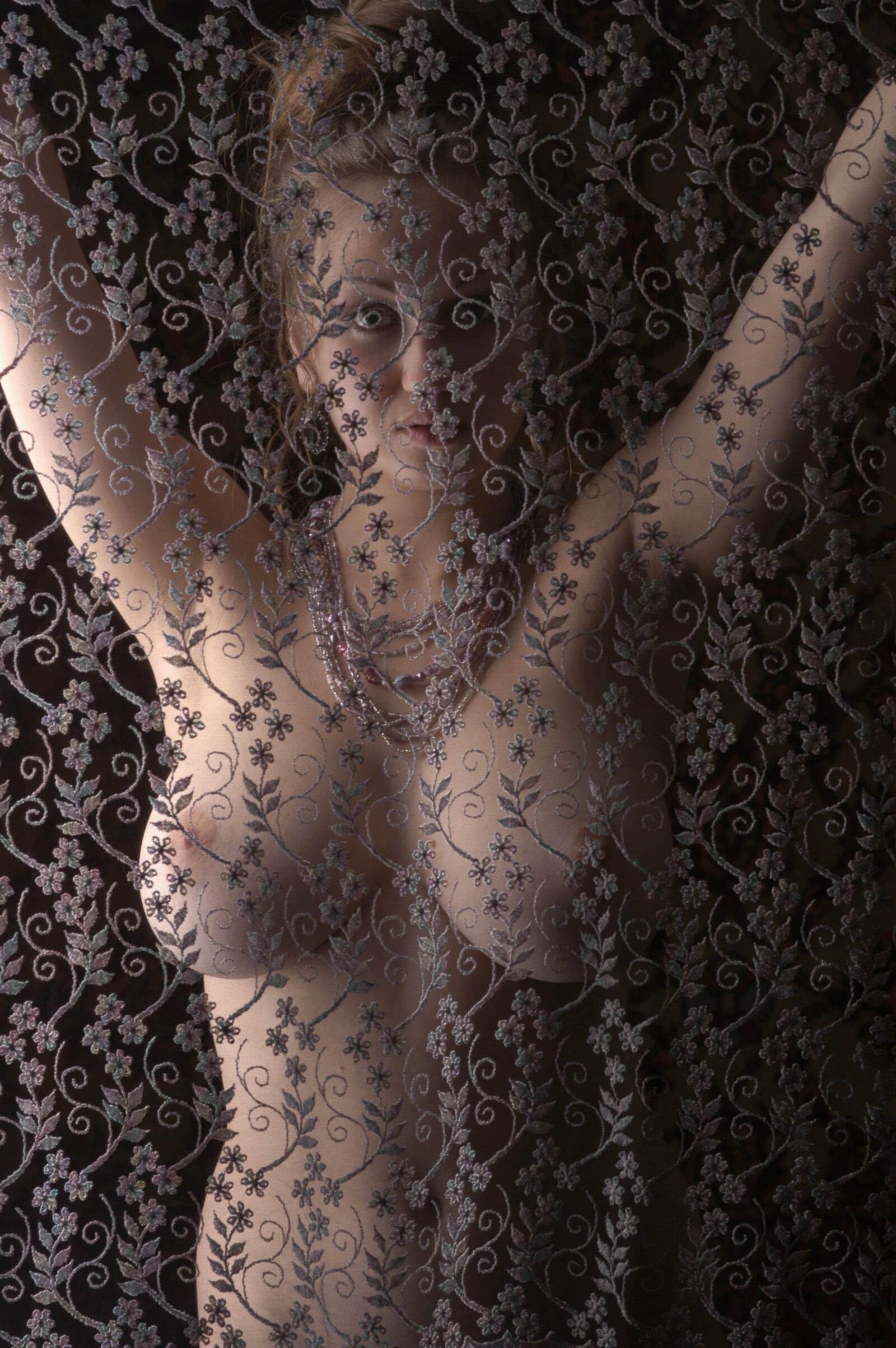 Sastastonoff Aneli sous Tulle,