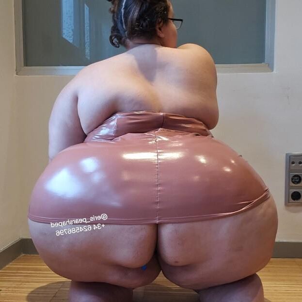 Eris enorme culo tetas pequeñas sexy latina bbw chica mezcladas