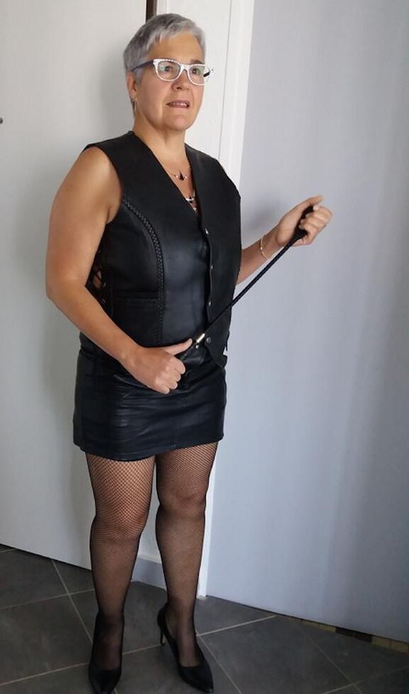 Autoridad femenina