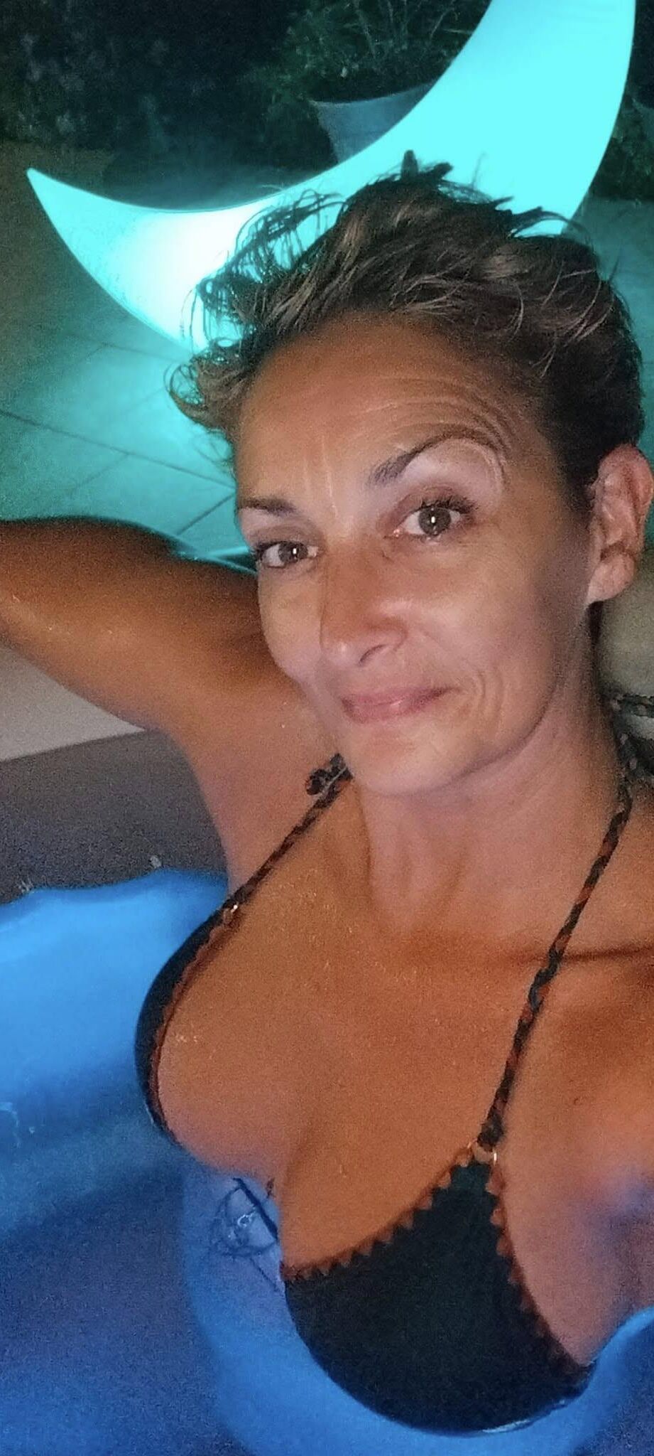 Puta francesa milf tetas grandes krystel bonne milf gros nichons