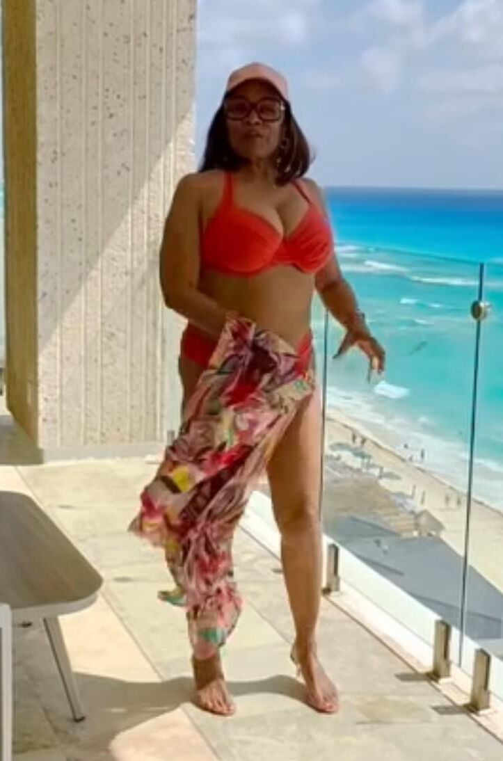 JAHRE ALTES FIT GILF und ihre hübschen Füße