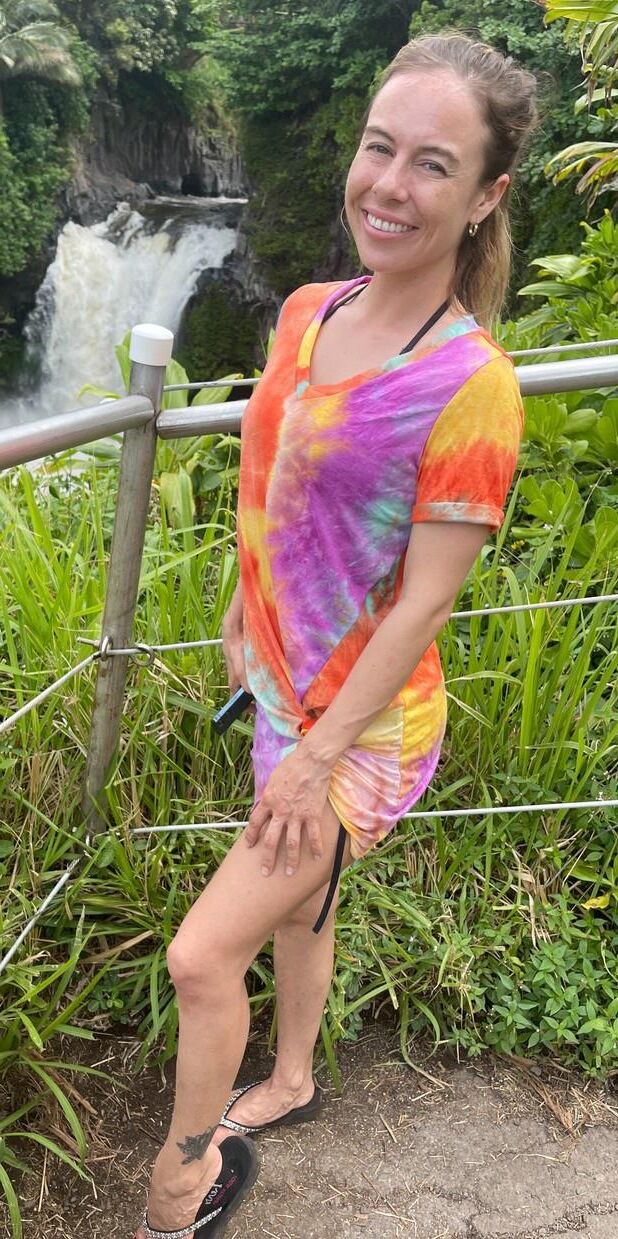 スキニーヘアリー猫の夏のビクセン
