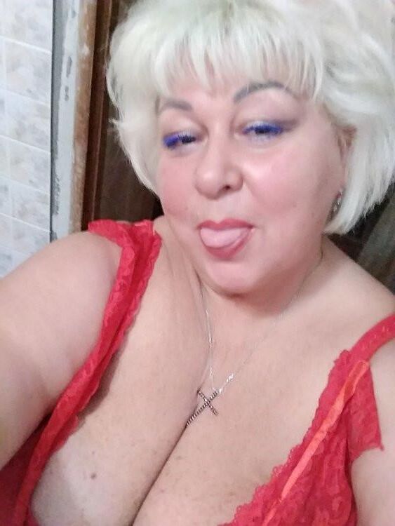 Luda Rubia madura con grandes tetas de Minsk, Bielorrusia