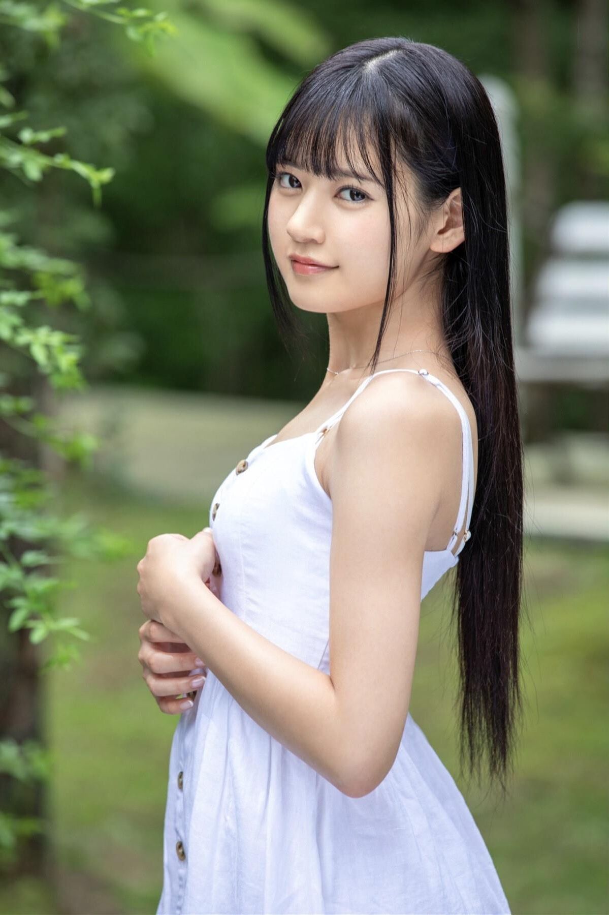 UMI YATSUGAKE POSE Edição No.