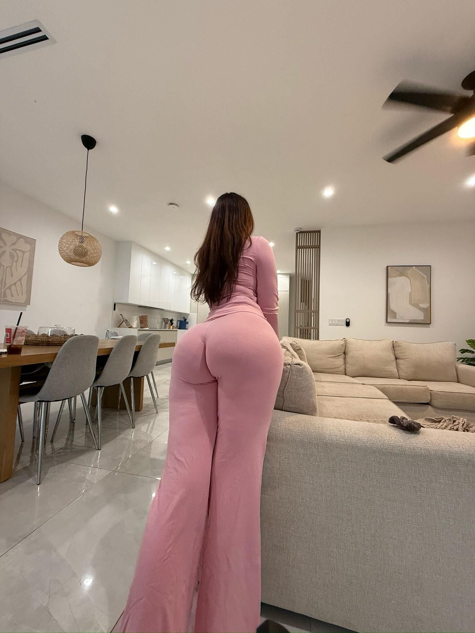 Nino Big Butt Big Tits Skinny Tik Toker Girl смешанные горячие выстрелы