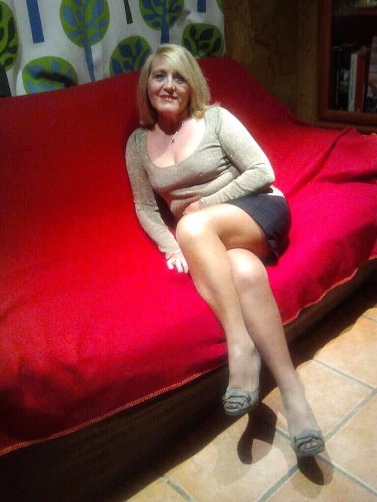 blonde velue