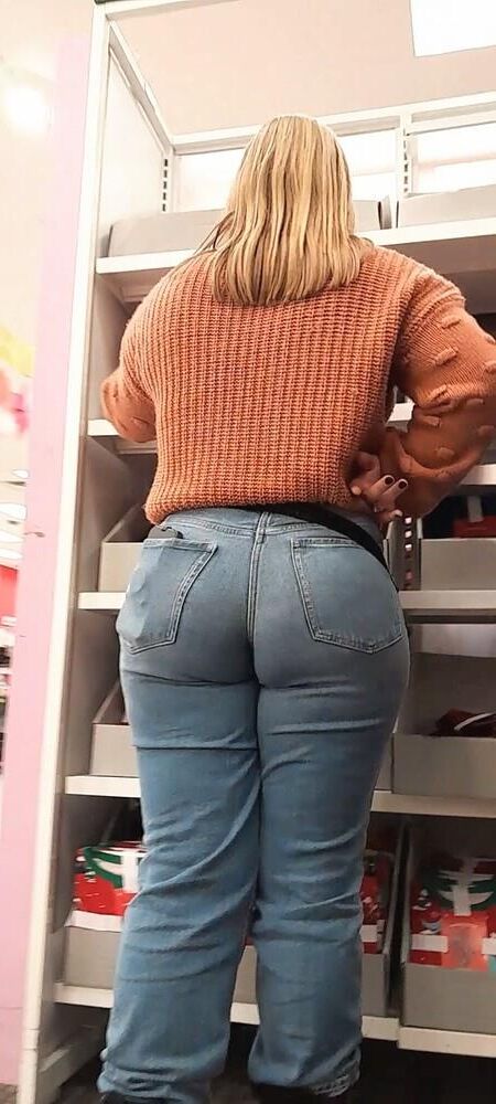 Ass Watching 