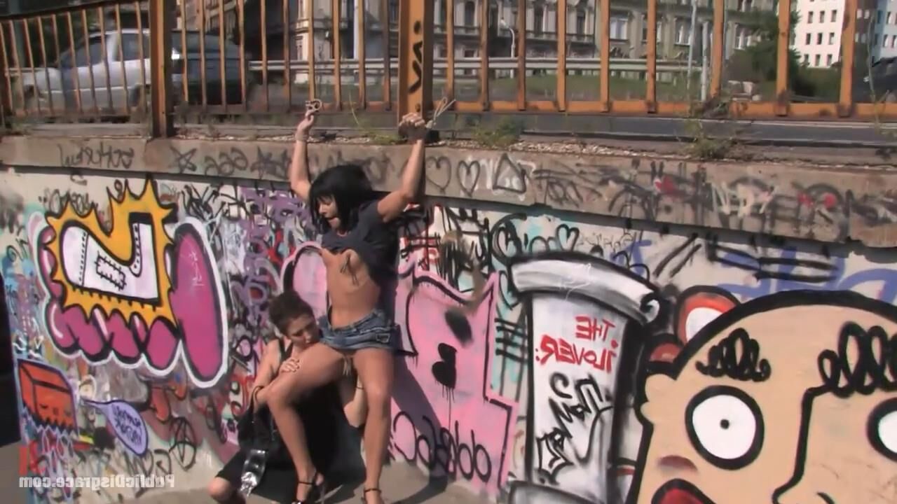 Рынок рабыни захваченные похищенные насильственные пытки, связанные с насильниками