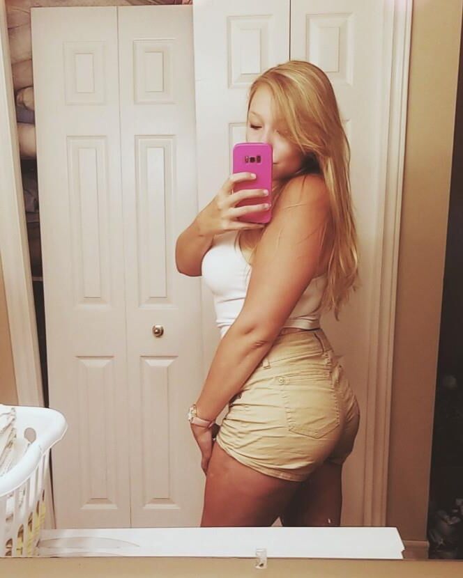 College Snowbunny Pawg pour la BBC: Lindsay