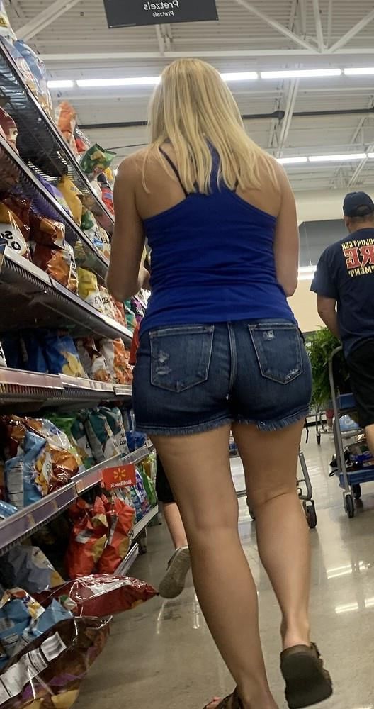 Ass Watching 