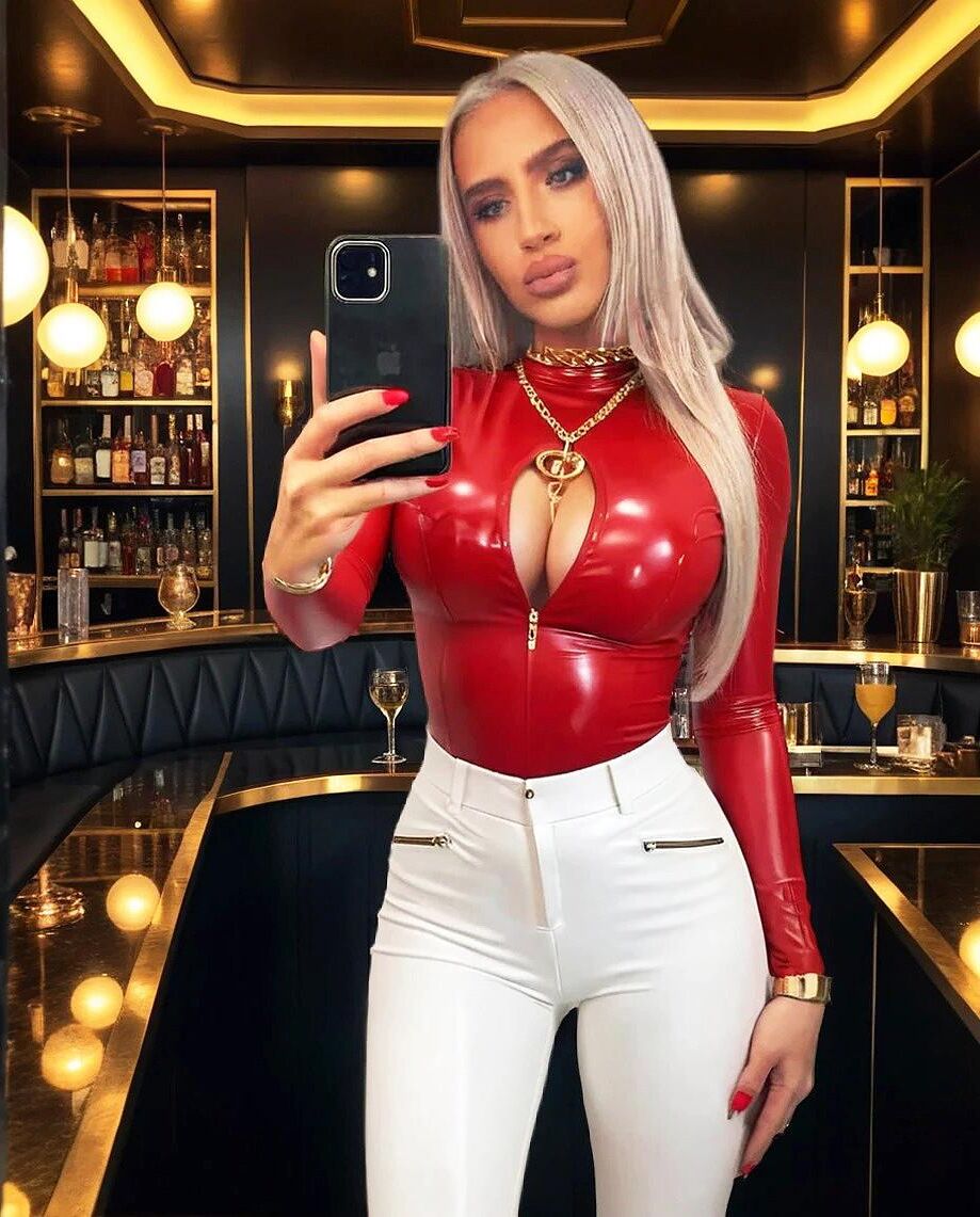 Румынская шлюха Алина Мадалина