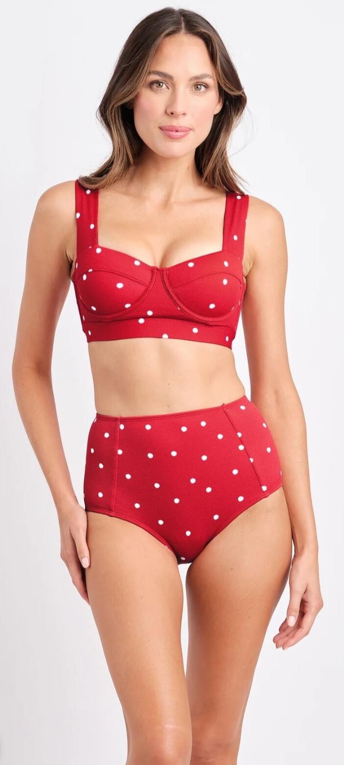 Mezcla de lencería y bikini