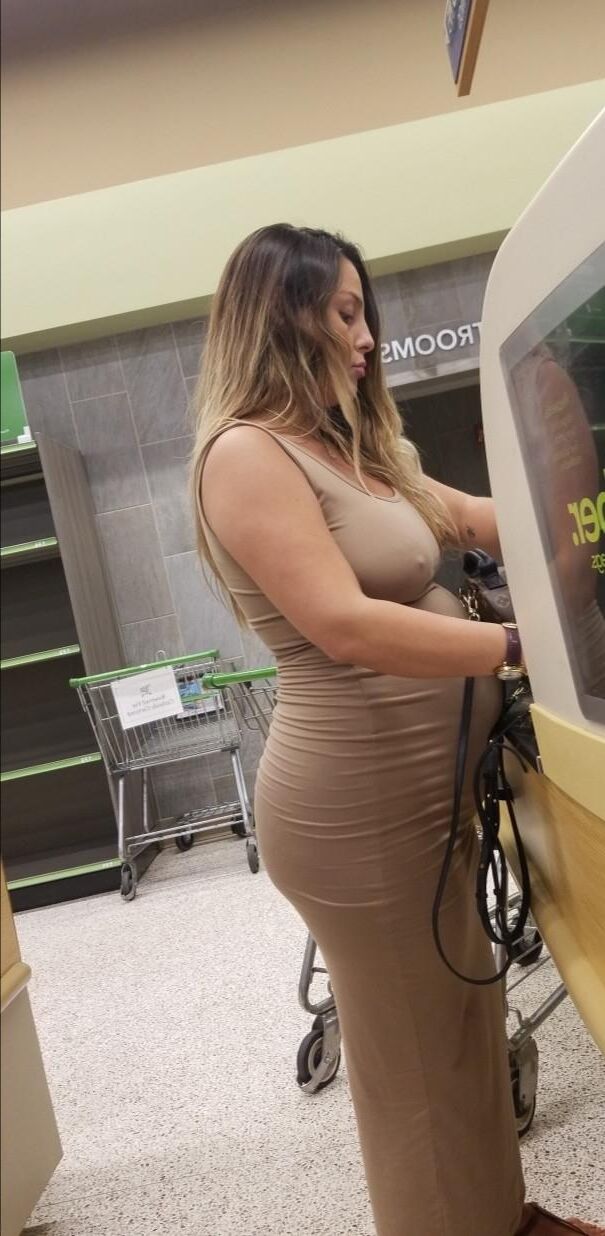 Preggo MILF