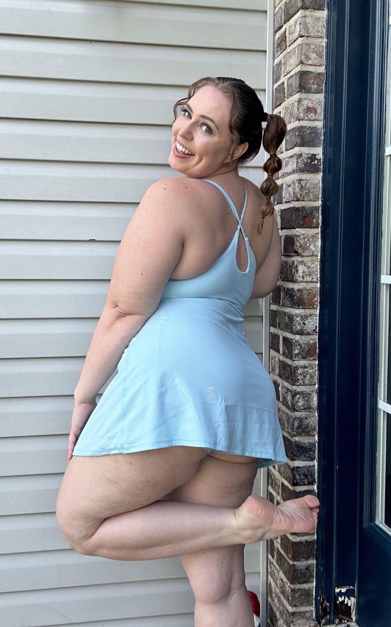 Katie vêtu