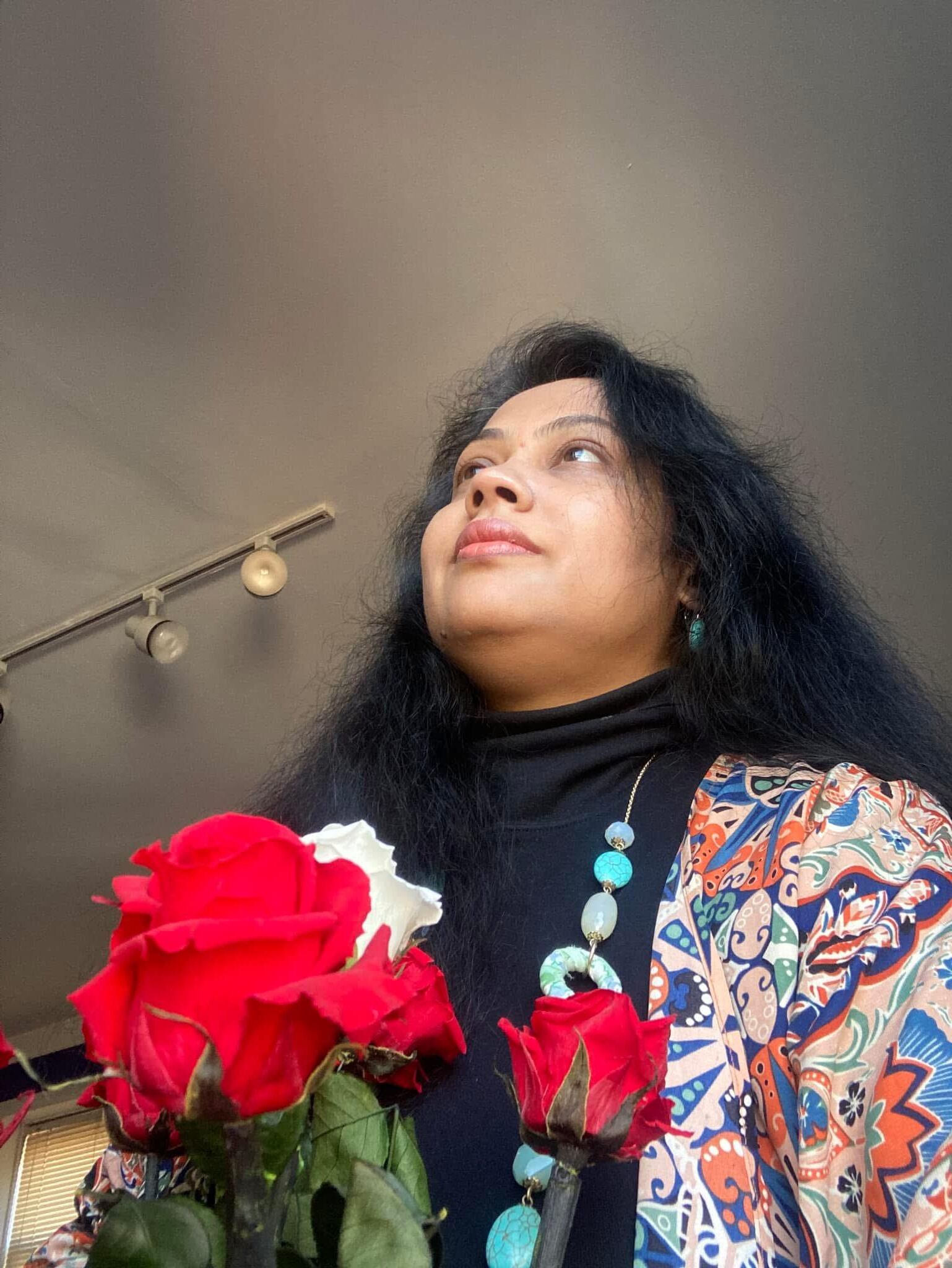 Lolly bengali mahbuba está de volta