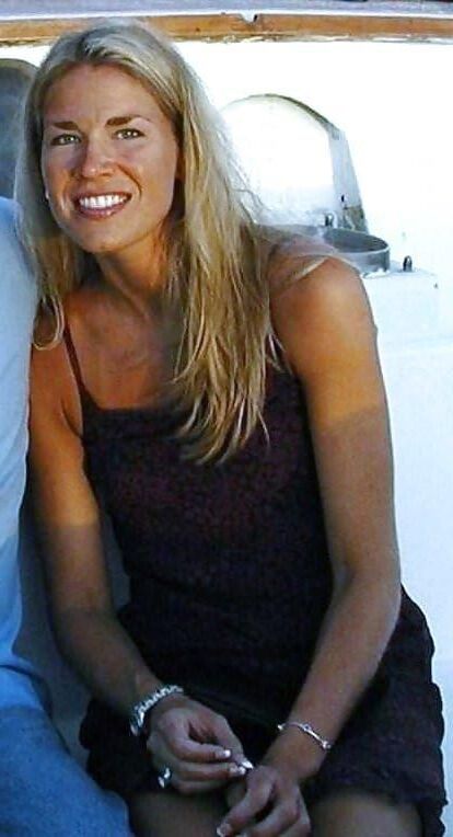 MICHELLE BLONDE MILF