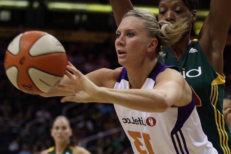 Nude Australian basketball player Penny Taylor 