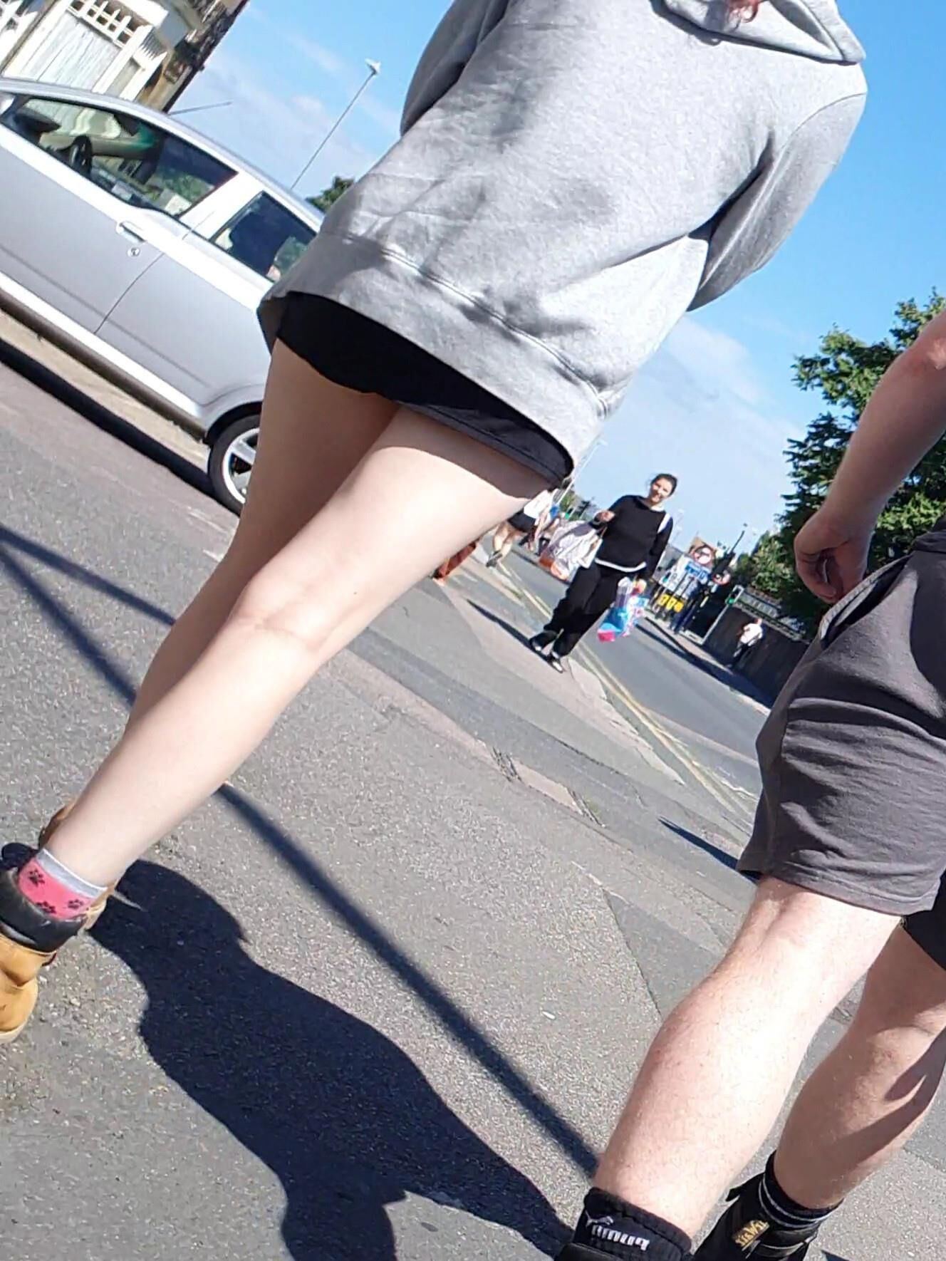 [Ehrlich] gebrochen von schönen Beinen Redhead Skank