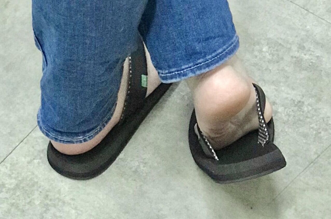 Jennie sexy milf feet