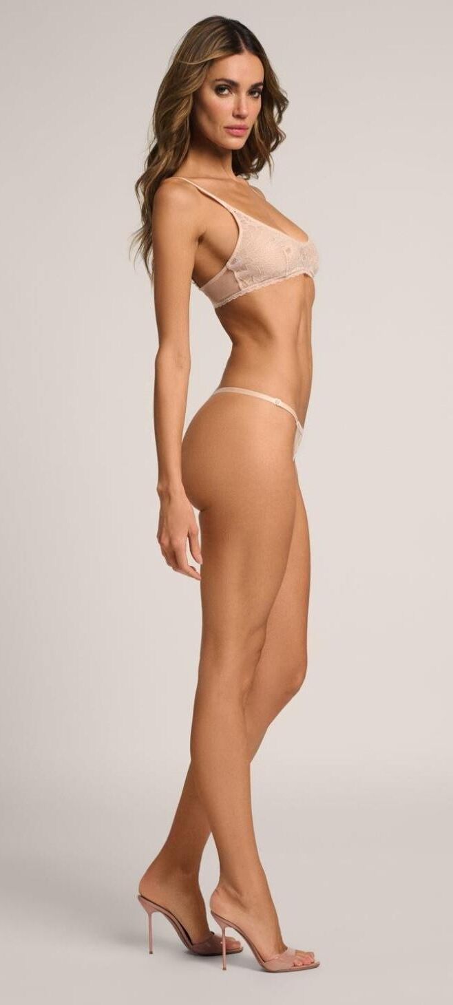 Dessous- und Bikini -Mix
