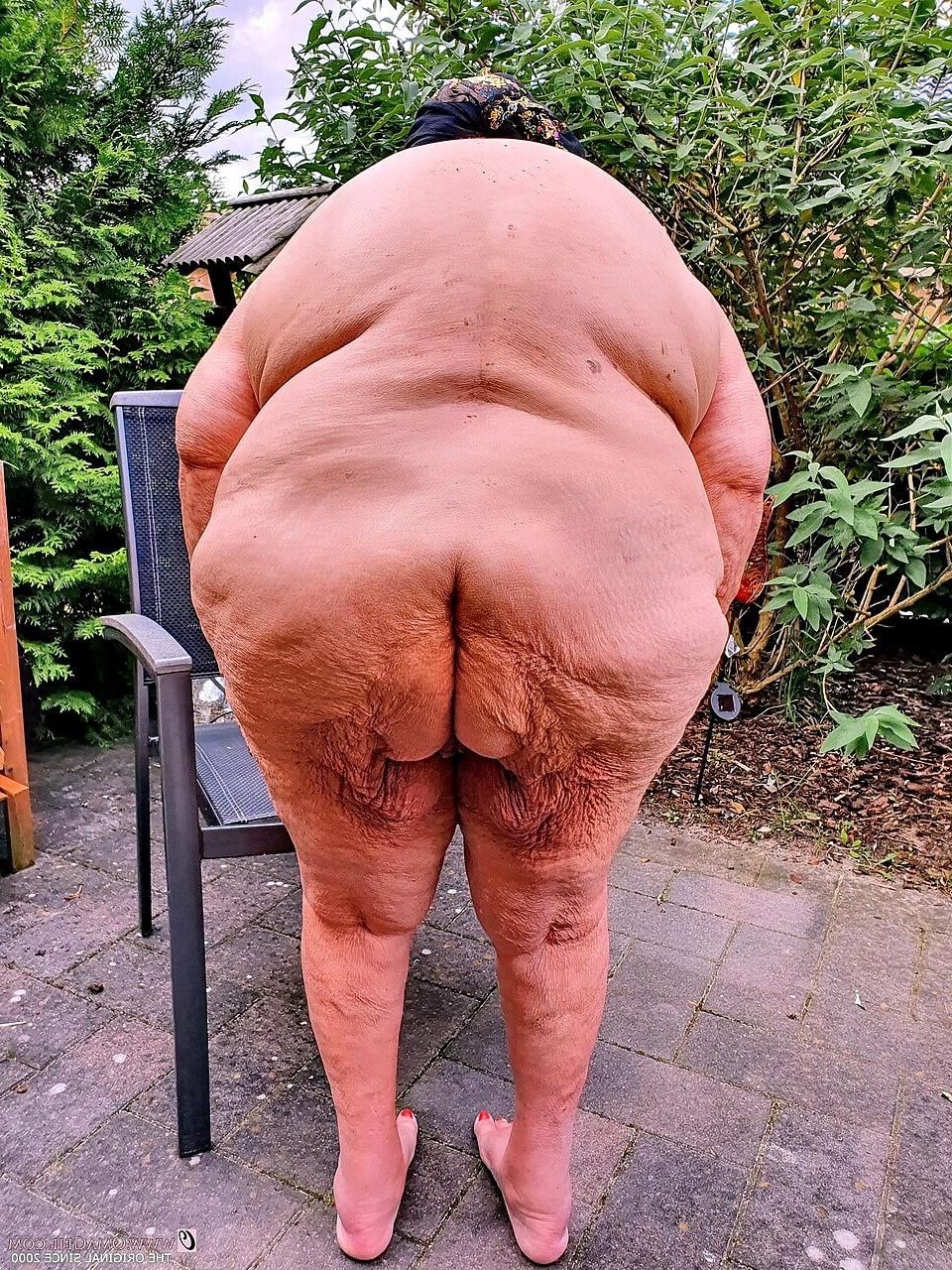 ABUELITA. 