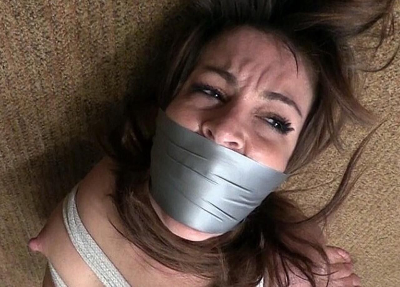 Caras amordazadas