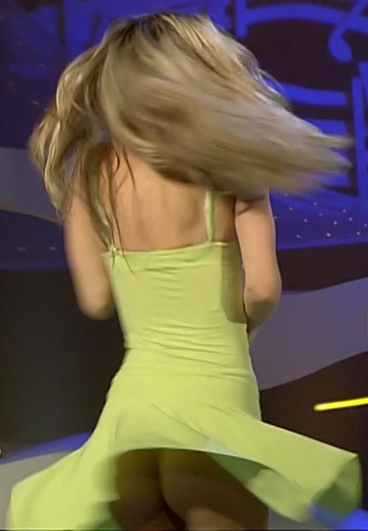Sabina Laurinova DO RE MI ()