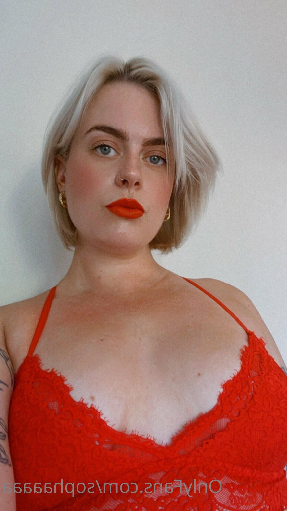 Soph Big Butt Big Tits Beauty Blonde BBW Girl Mixed Hot Shots