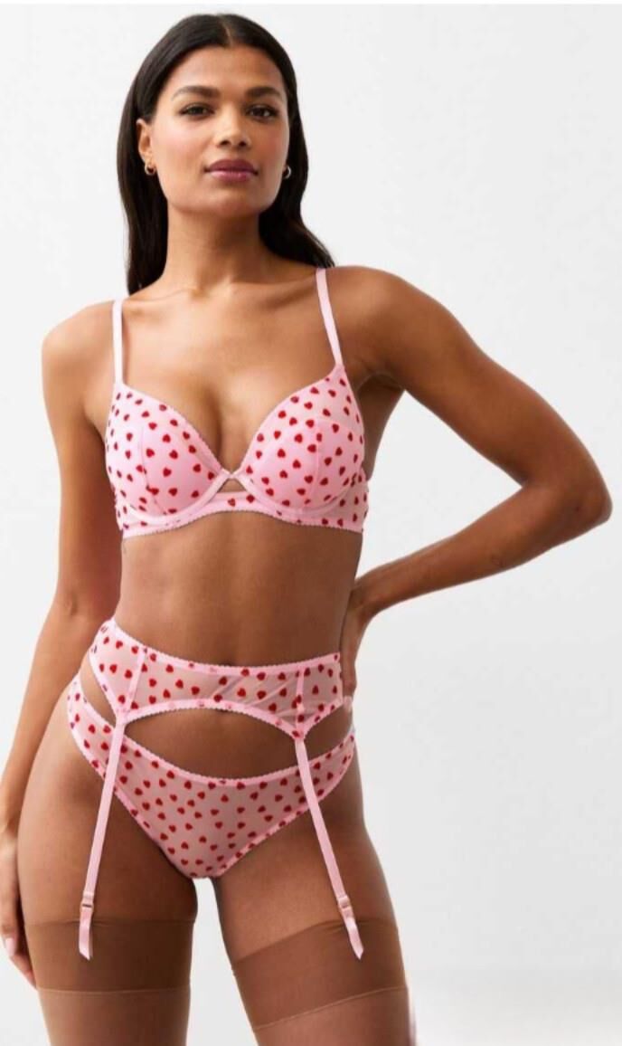 Dessous- und Bikini -Mix