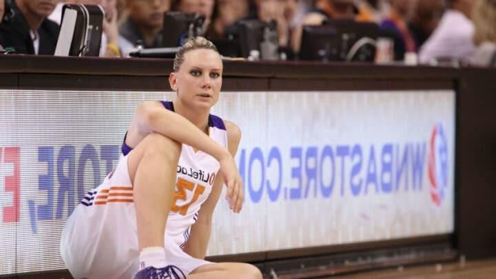 Nude Australian basketball player Penny Taylor 