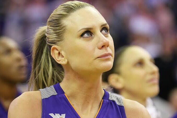 Nude Australian basketball player Penny Taylor 