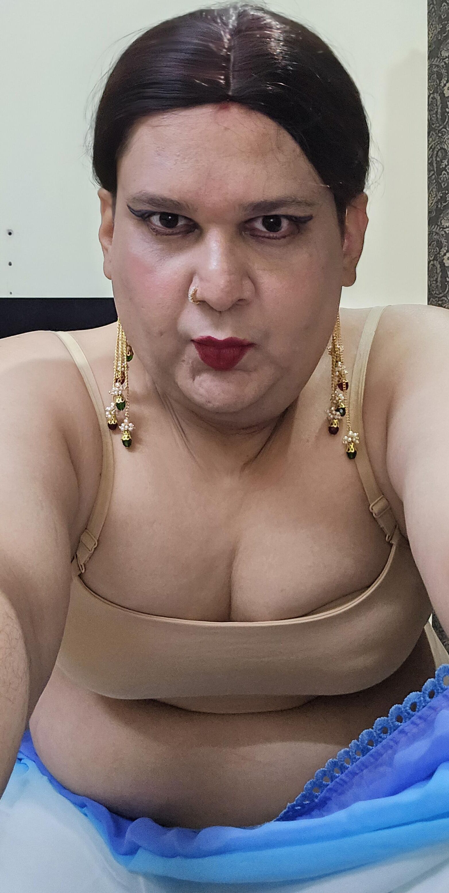 Shemale Monica m cum liebevolles Gesicht
