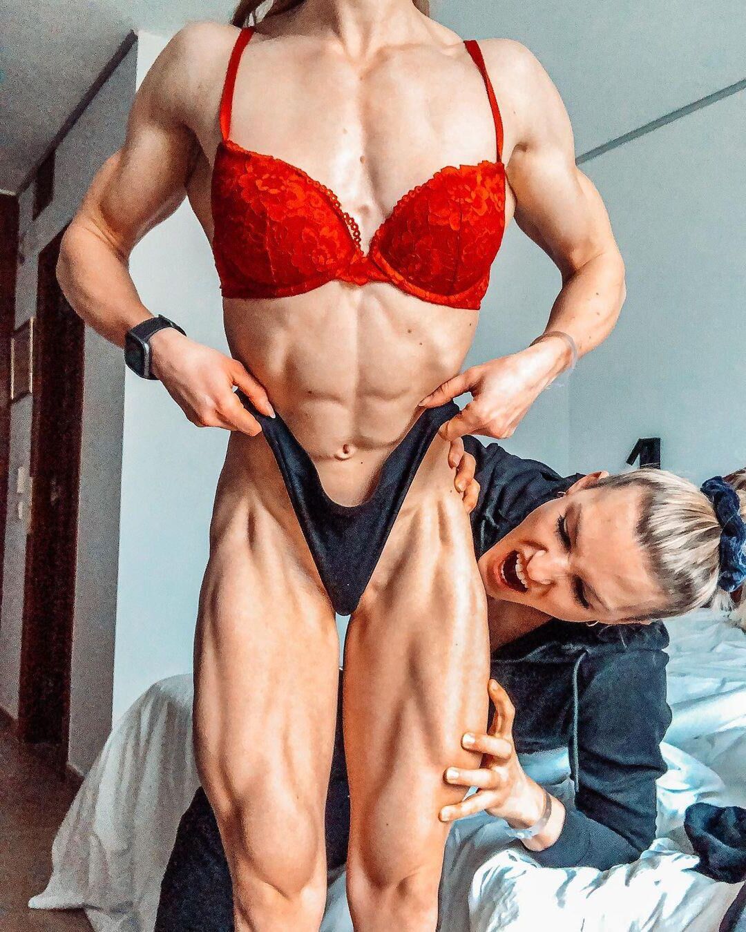 Alina W