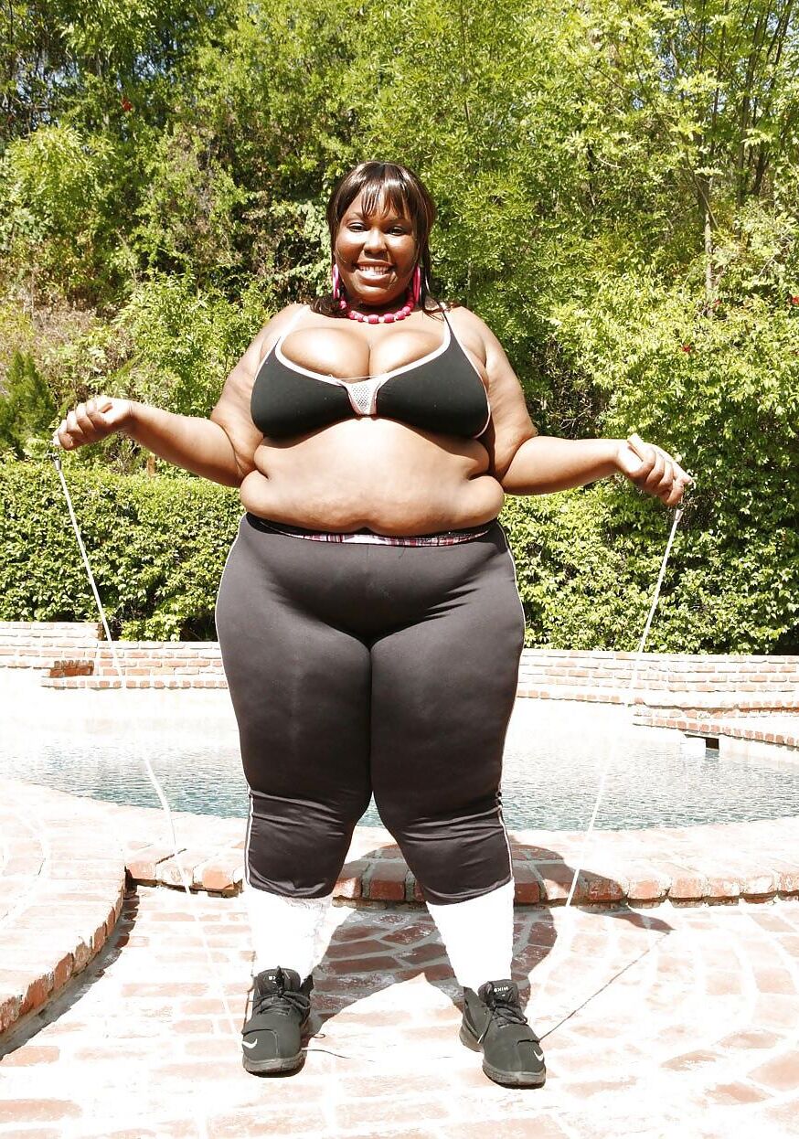 A Fat Prostitute comes To You Dressed Like This Would You Pay?