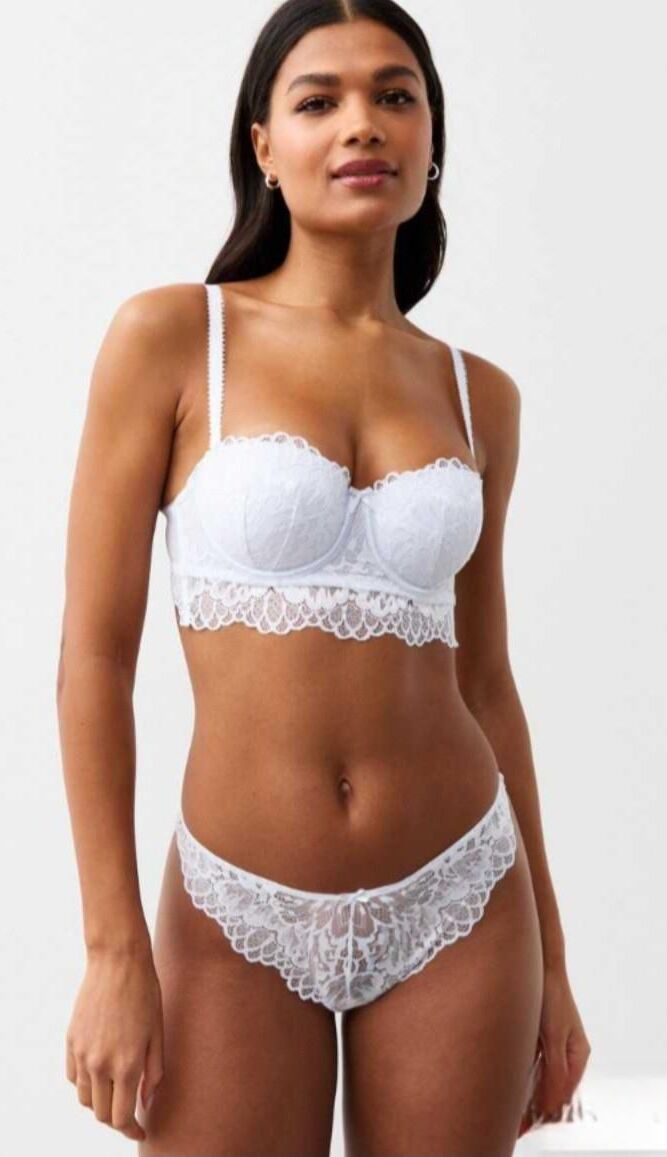 Dessous- und Bikini -Mix