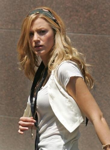 Blake Lively filming Gossip Girl, July , 