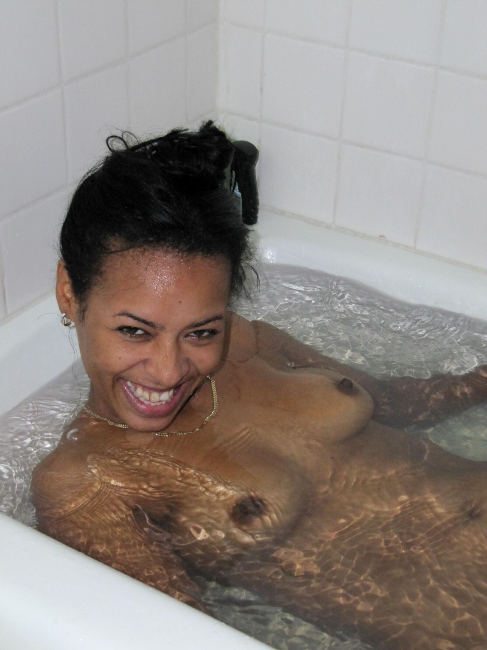 Dirty Black Bitch Has Some Bathtub Fun