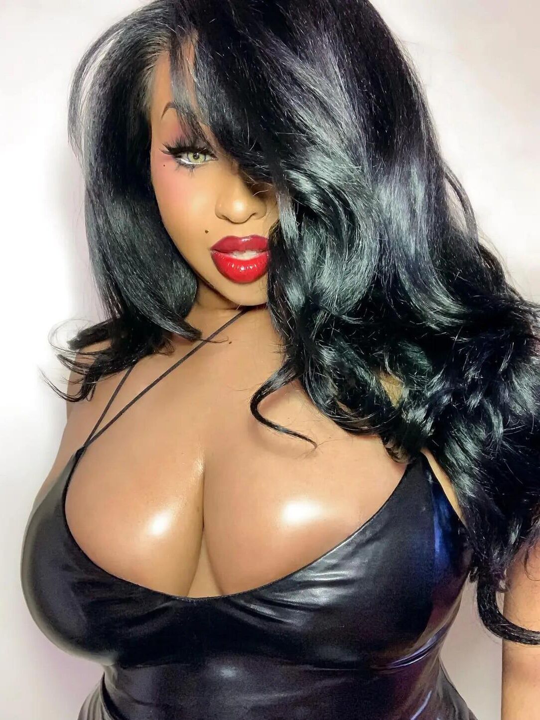 More & More Ebony Sluts From The World