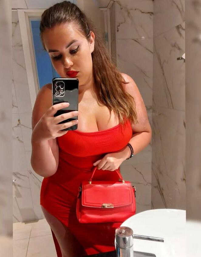 Andjela serbia tetona chica grande y tetas