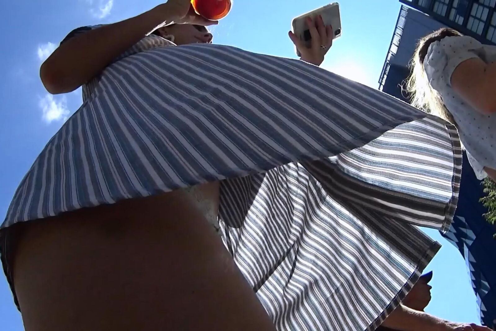 UPI Tanga Plata Encaje