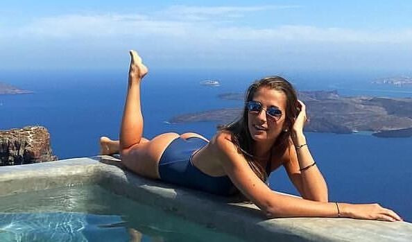 French slut amazing ass Romane une pure chienne corps bandant